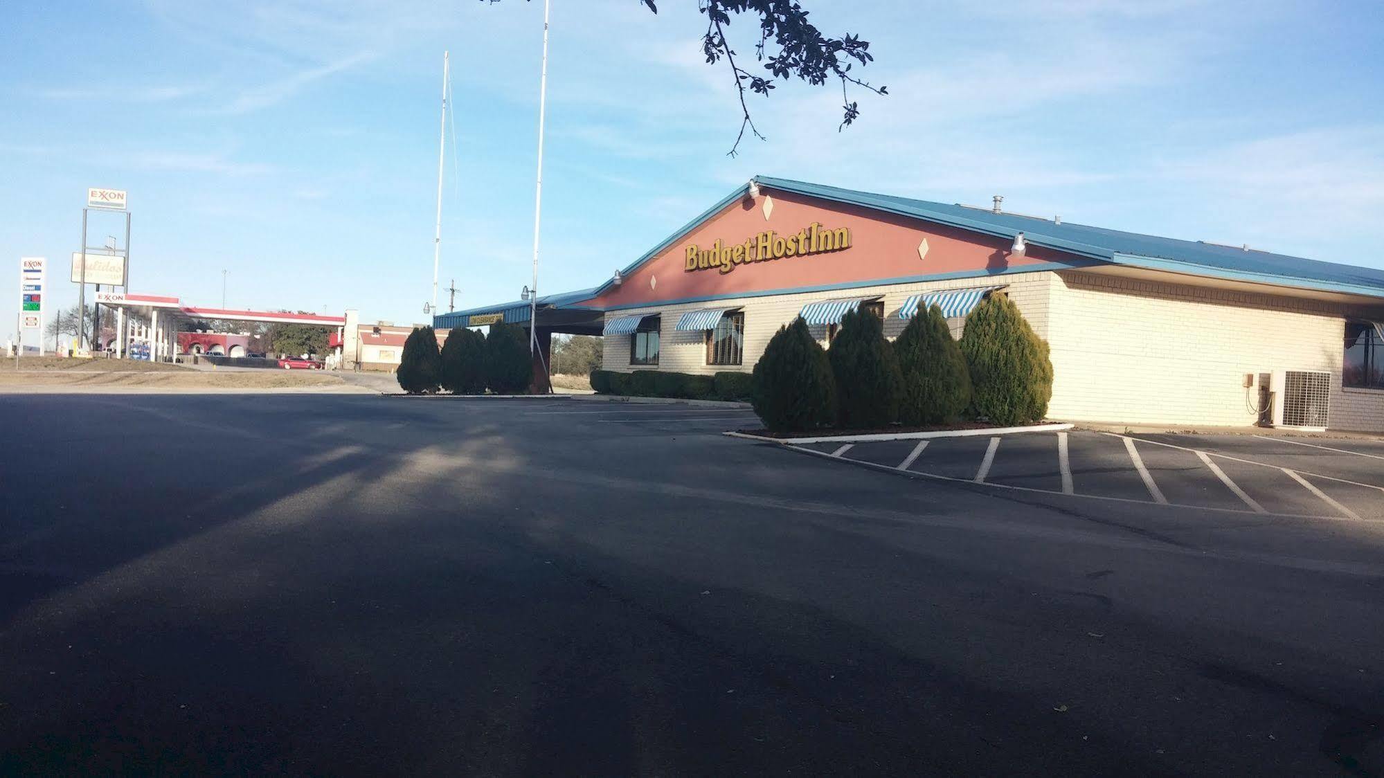 Budget Host Inn Eastland Exterior photo